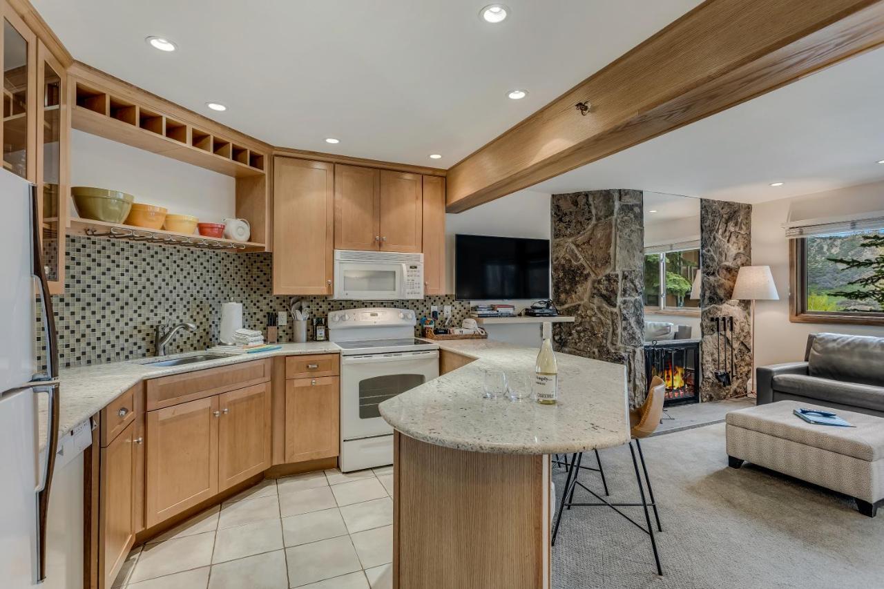 Laurelwood Condominiums 105 斯诺马斯村 外观 照片